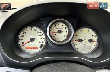 Внедорожник / Кроссовер Toyota RAV4 2003 в 