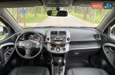 Позашляховик / Кросовер Toyota RAV4 2009 в 