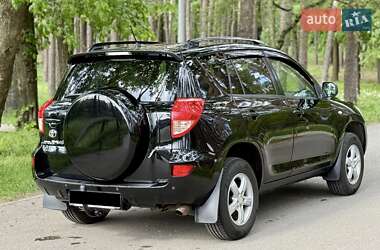 Позашляховик / Кросовер Toyota RAV4 2009 в 