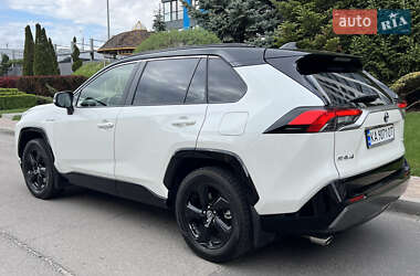 Внедорожник / Кроссовер Toyota RAV4 2021 в Днепре