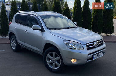 Внедорожник / Кроссовер Toyota RAV4 2008 в 