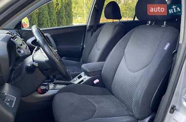 Внедорожник / Кроссовер Toyota RAV4 2008 в 