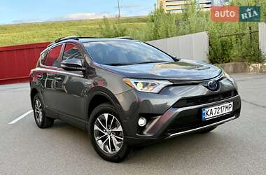 Внедорожник / Кроссовер Toyota RAV4 2018 в Киеве