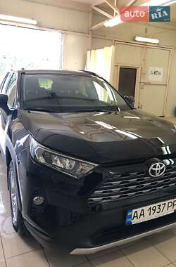 Позашляховик / Кросовер Toyota RAV4 2019 в Києві