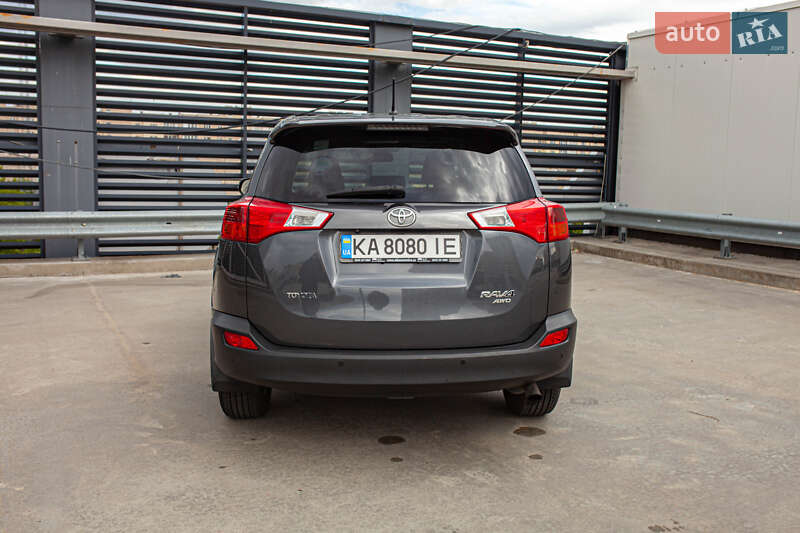 Внедорожник / Кроссовер Toyota RAV4 2013 в Киеве