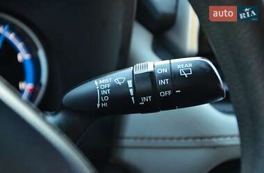 Внедорожник / Кроссовер Toyota RAV4 2020 в 
