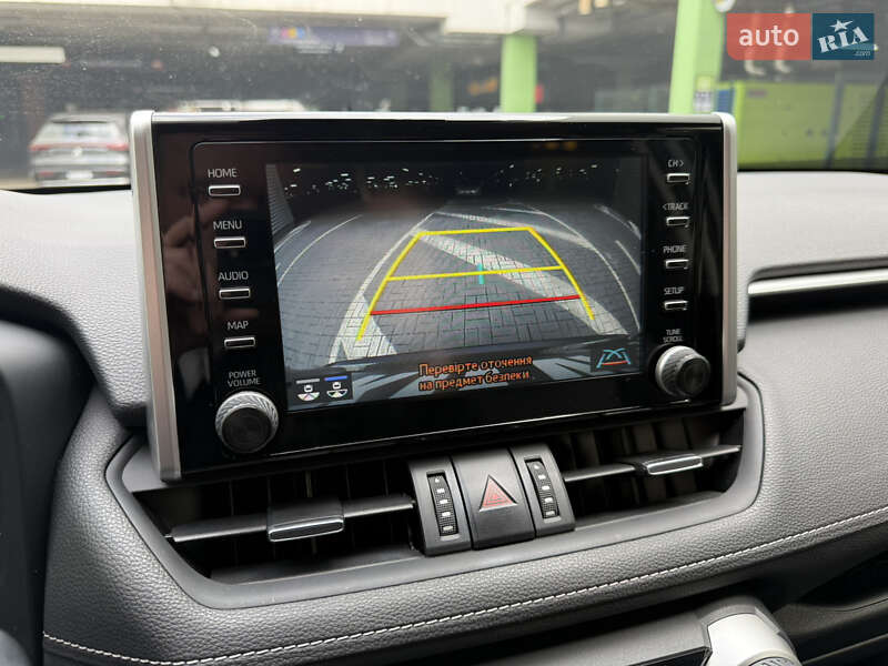 Позашляховик / Кросовер Toyota RAV4 2020 в Києві