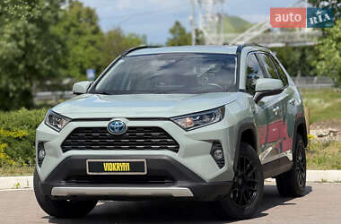 Позашляховик / Кросовер Toyota RAV4 2019 в Києві