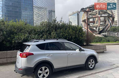 Позашляховик / Кросовер Toyota RAV4 2013 в Борисполі