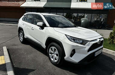 Позашляховик / Кросовер Toyota RAV4 2019 в Києві