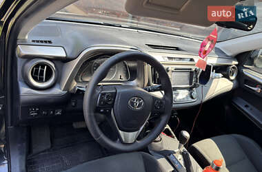 Внедорожник / Кроссовер Toyota RAV4 2013 в 