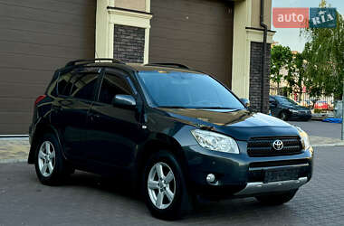 Внедорожник / Кроссовер Toyota RAV4 2007 в 