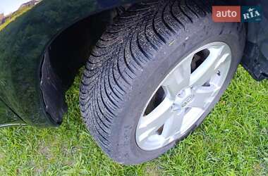 Внедорожник / Кроссовер Toyota RAV4 2006 в 