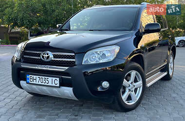 Позашляховик / Кросовер Toyota RAV4 2008 в 