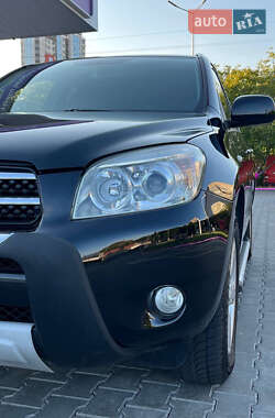 Позашляховик / Кросовер Toyota RAV4 2008 в 