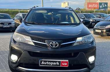 Внедорожник / Кроссовер Toyota RAV4 2014 в 