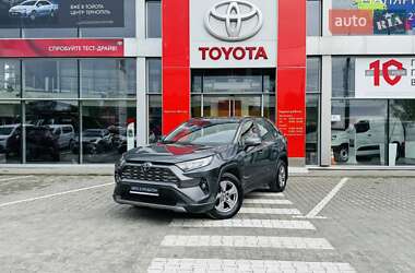 Внедорожник / Кроссовер Toyota RAV4 2023 в Тернополе