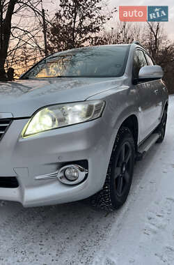 Позашляховик / Кросовер Toyota RAV4 2013 в Хмельницькому
