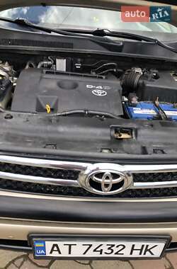 Внедорожник / Кроссовер Toyota RAV4 2008 в 