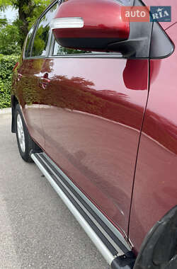 Внедорожник / Кроссовер Toyota RAV4 2010 в 