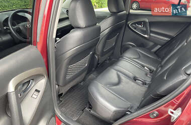 Внедорожник / Кроссовер Toyota RAV4 2010 в 