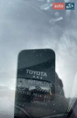 Внедорожник / Кроссовер Toyota RAV4 2010 в 