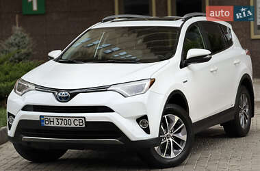Позашляховик / Кросовер Toyota RAV4 2017 в Одесі
