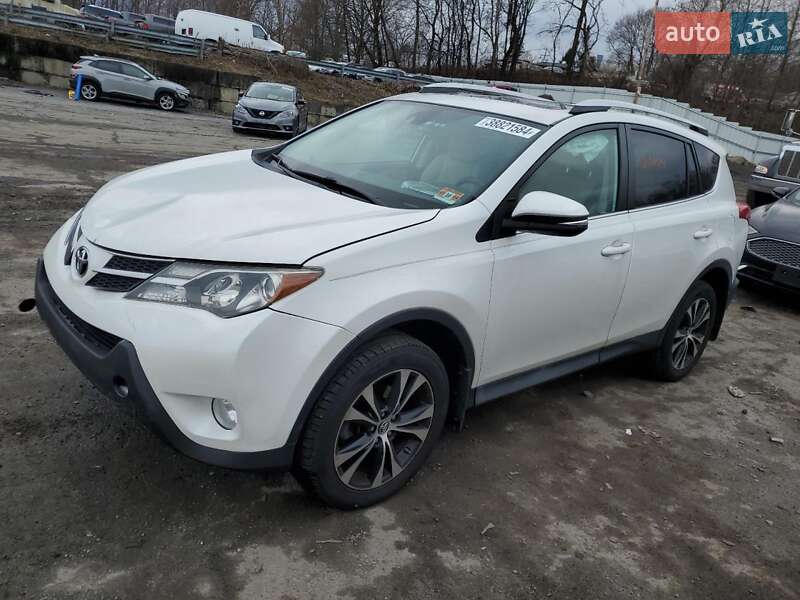 Toyota RAV4 2015