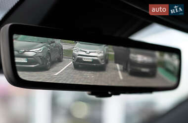 Внедорожник / Кроссовер Toyota RAV4 2020 в 