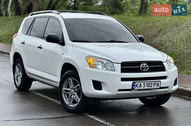 Внедорожник / Кроссовер Toyota RAV4 2012 в Киеве
