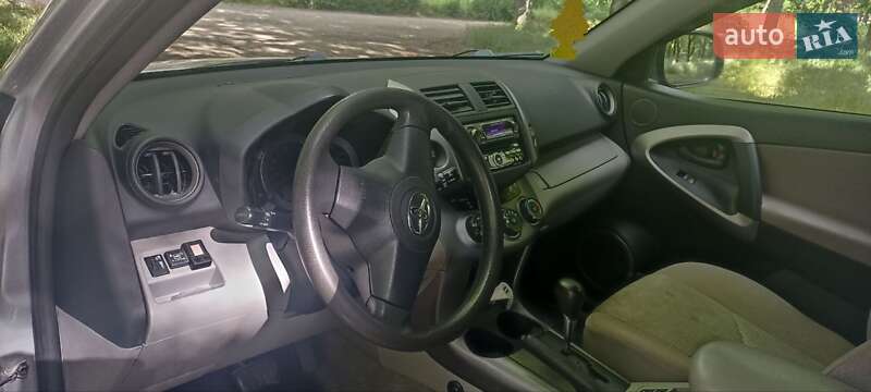 Внедорожник / Кроссовер Toyota RAV4 2006 в Одессе