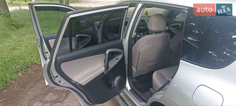 Внедорожник / Кроссовер Toyota RAV4 2006 в Одессе