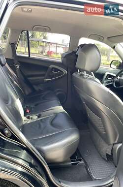 Внедорожник / Кроссовер Toyota RAV4 2009 в 