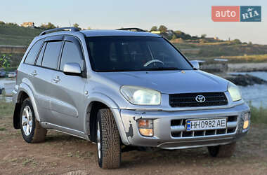 Внедорожник / Кроссовер Toyota RAV4 2003 в Одессе