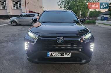Внедорожник / Кроссовер Toyota RAV4 2021 в Александрие