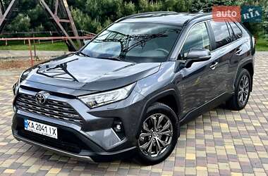 Внедорожник / Кроссовер Toyota RAV4 2022 в Киеве