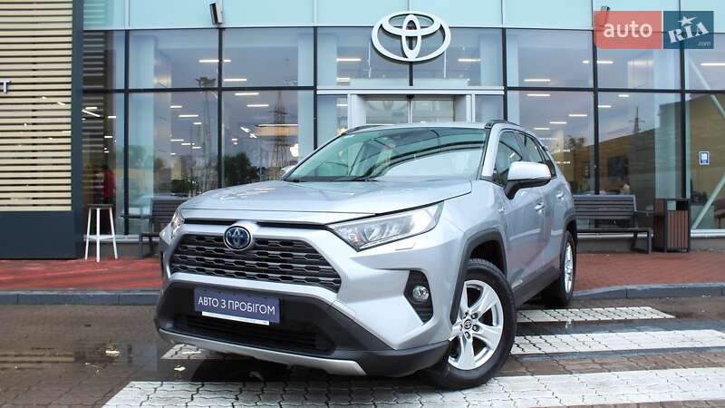 Toyota RAV4 2021