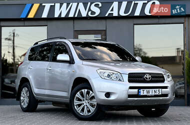 Внедорожник / Кроссовер Toyota RAV4 2006 в 