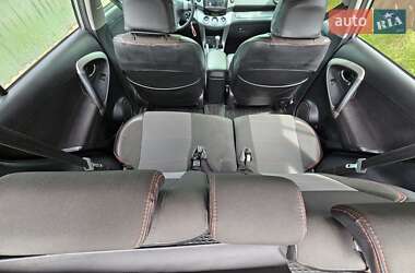 Внедорожник / Кроссовер Toyota RAV4 2008 в 