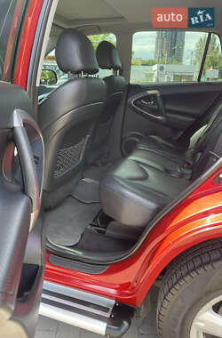 Внедорожник / Кроссовер Toyota RAV4 2008 в 