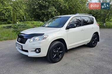 Внедорожник / Кроссовер Toyota RAV4 2010 в 