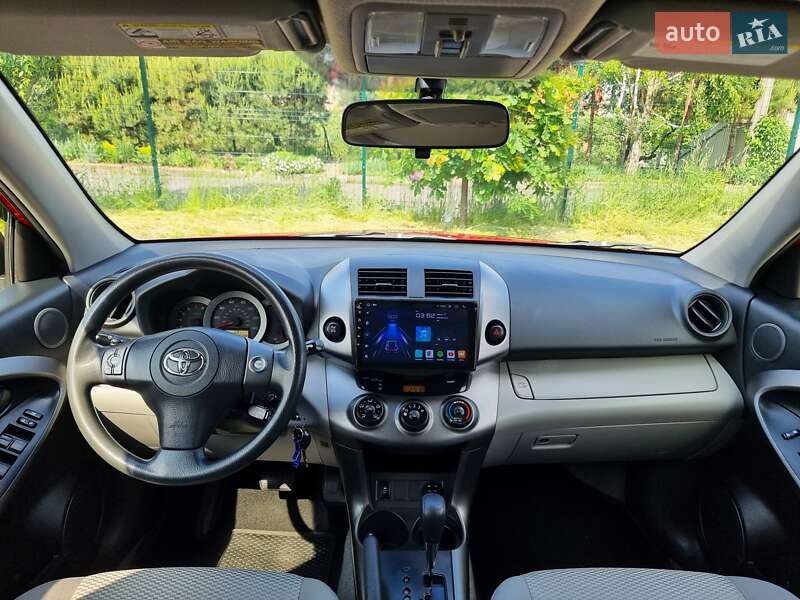 Позашляховик / Кросовер Toyota RAV4 2012 в Хмельницькому
