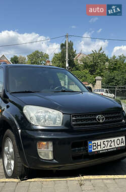 Внедорожник / Кроссовер Toyota RAV4 2002 в 