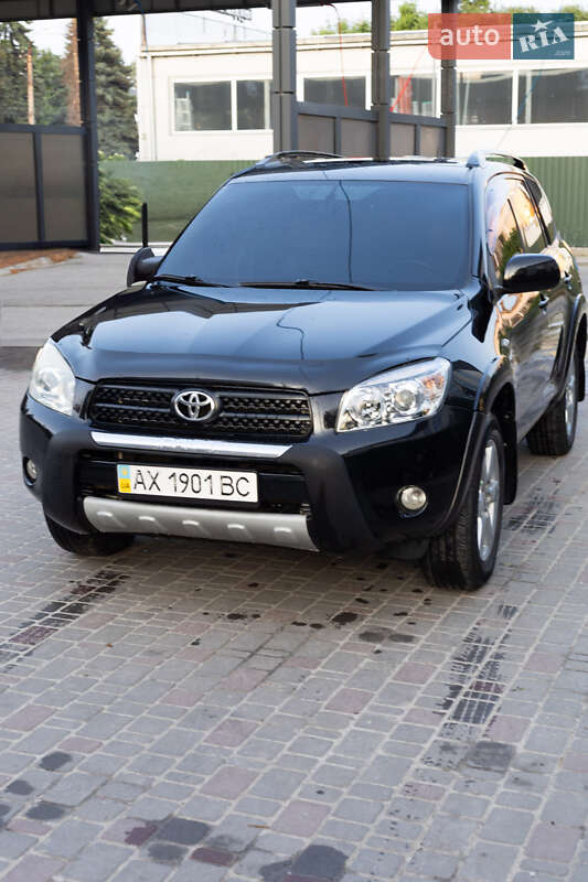 Внедорожник / Кроссовер Toyota RAV4 2007 в Хмельницком