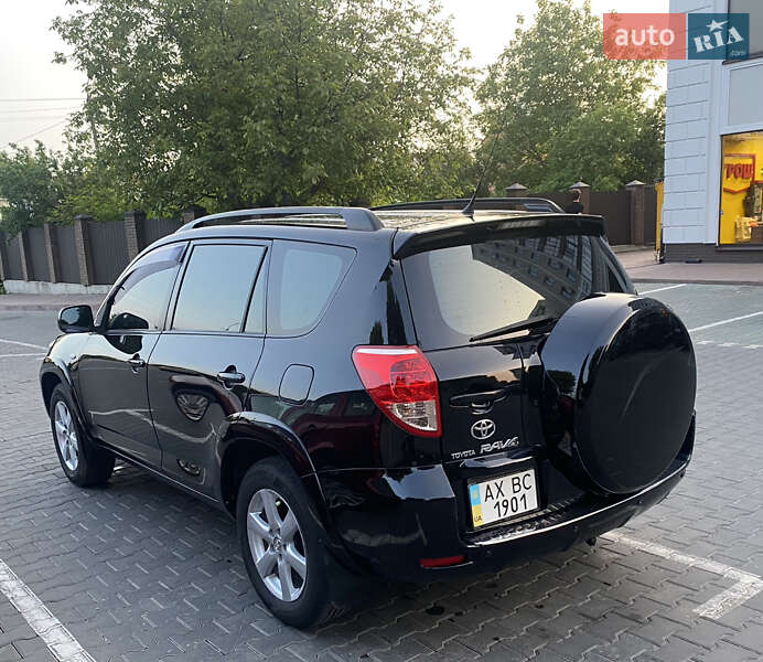 Внедорожник / Кроссовер Toyota RAV4 2007 в Хмельницком