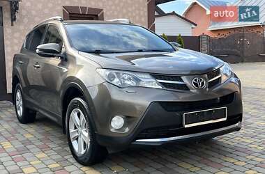 Позашляховик / Кросовер Toyota RAV4 2013 в 