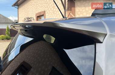 Позашляховик / Кросовер Toyota RAV4 2013 в 