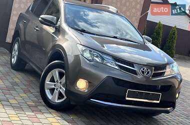 Позашляховик / Кросовер Toyota RAV4 2013 в 
