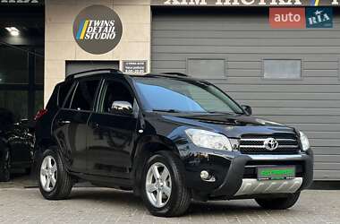 Внедорожник / Кроссовер Toyota RAV4 2008 в 