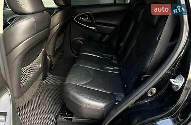 Внедорожник / Кроссовер Toyota RAV4 2008 в 